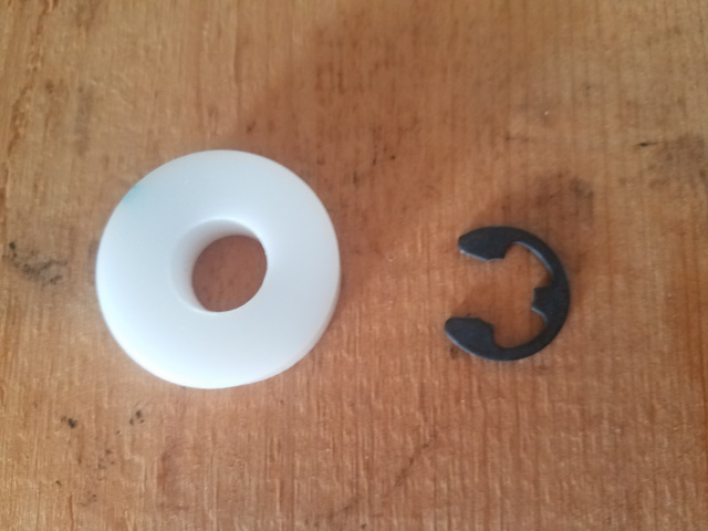 CARRIAGE TABLE ROLLER & CLIP FOR HOBART MODELS 5700,5701,5801